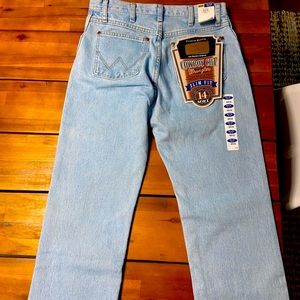 WOMEN'S WRANGLER®
COWBOY CUT® SLIM FIT JEAN